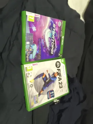 Pacchetto 2 Giochi Xbox Series X: FIFA 23 e StarTopia