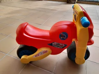 Moto Correpasillos Feber Infantil Ricky Zoom