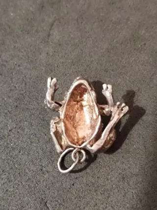 Colgante Rana de Plata