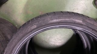 Bridgestone Potenza S001 235/35R19 91Y