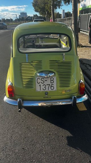 SEAT 600E
