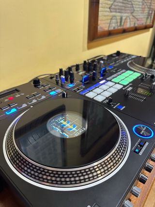 Pioneer DJ DDJ-REV7 Controlador DJ