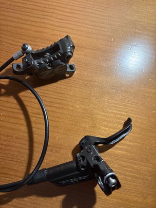 Travão Shimano Zee 4 Pistões