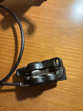 Travão Shimano Zee 4 Pistões