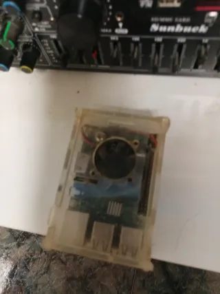 Raspberry Pi 3 Caja Transparente