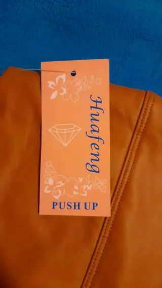 Pantalón de cuero marrón