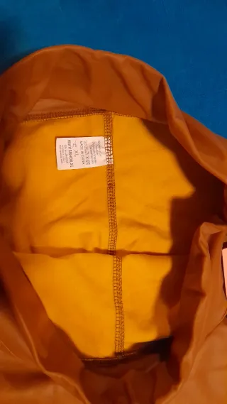 Pantalón de cuero marrón