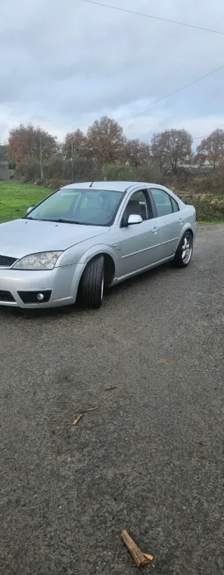 Ford Mondeo 2001