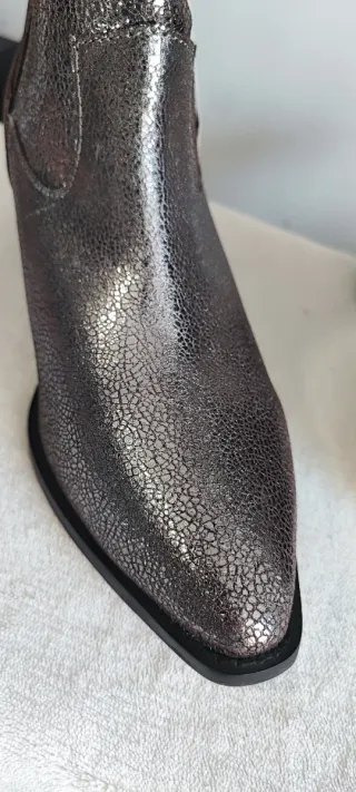 Botín mujer piel plateada El Corte Inglés