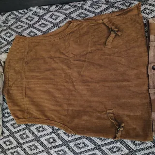 Conjunto Chaleco y Falda Pana