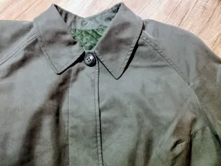 Gabardina verde talla XXXL
