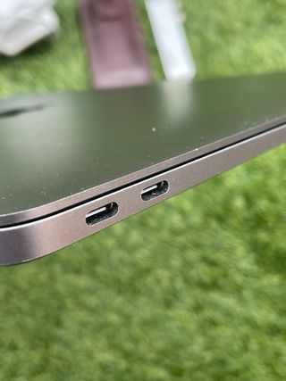 Apple MacBook Air 13” (SSD:512/ Memoria 8GB)