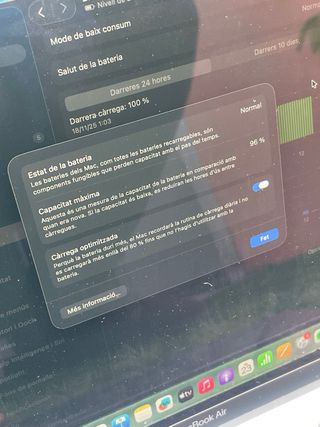 Apple MacBook Air 13” (SSD:512/ Memoria 8GB)