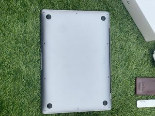 Apple MacBook Air 13” (SSD:512/ Memoria 8GB)