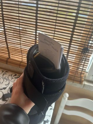 Bota ortopédica ajustable