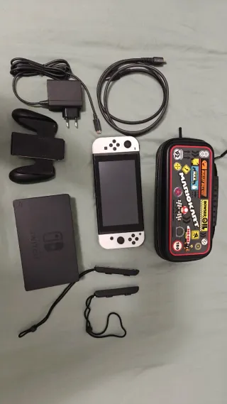 Nintendo Switch Blanca Completa