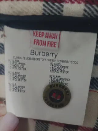 Abrigo Burberry niña