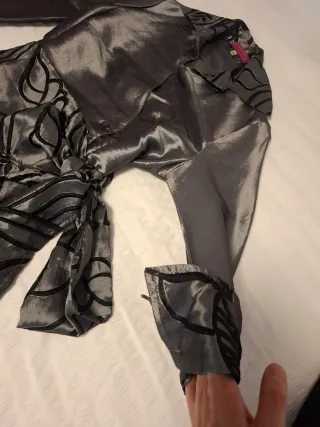 Camisa fiesta plateada talla 38