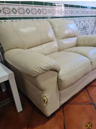 Sofá 2 plazas polipiel beige y blanco