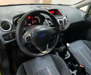 Ford Fiesta,cambio nombre y garantia incl!!!!