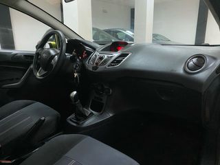 Ford Fiesta,cambio nombre y garantia incl!!!!