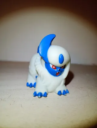 Pokémon finger puppet toy figure absol bandai