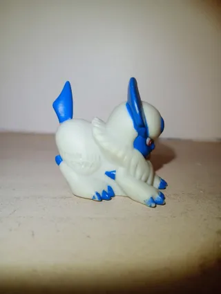 Pokémon finger puppet toy figure absol bandai