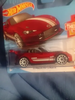Coche Hot Wheels Mazda Miata Rojo