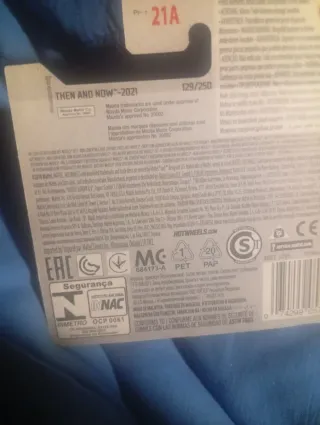 Coche Hot Wheels Mazda Miata Rojo