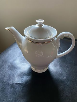 Serviço de Chá Vista Alegre – Porcelana Branca