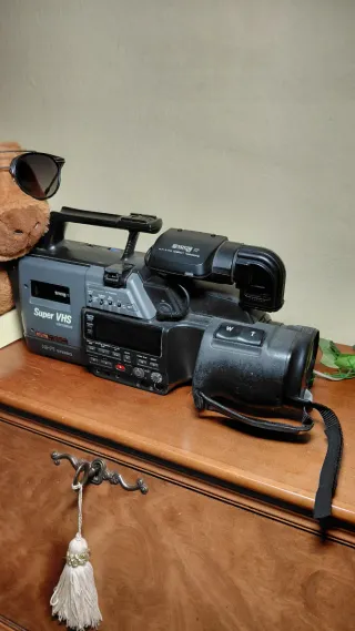 Cámara JVC VHS-C Retro