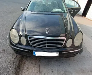 Mercedes-Benz e270 2004 INTERIOR MAL , FUNCIONANDO