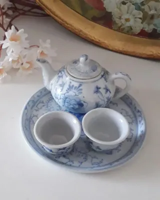 Servizio téte a téte da sake o tè