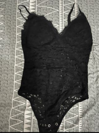 Body de encaje negro