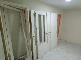 3Puertas de Interior con Cristal y Lisas completas