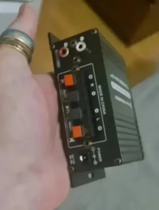 Amplificador Hi-Fi Audio AK-170 400W max + Fuente