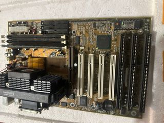 133- DFI p2xbl rev b1 Pentium II 400 slot 1
