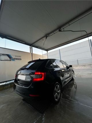 Skoda Rapid Spaceback 2014