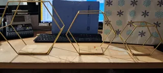 Set 3 Estanterías Hexagonales Doradas Madera