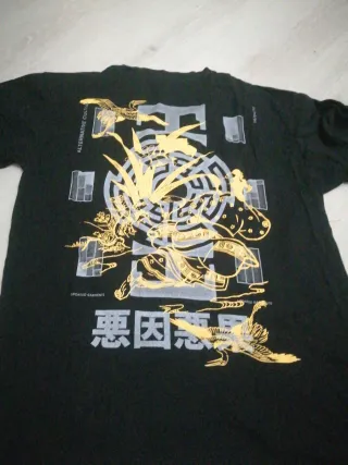 Camiseta Negra Logo Chino Talla M Unisex