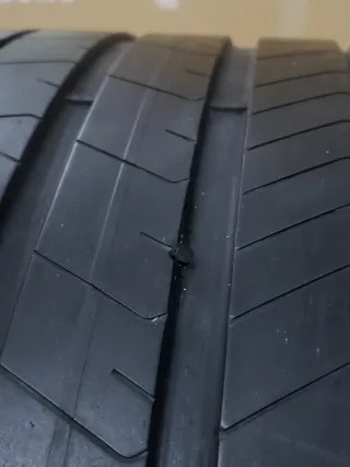 Pirelli P ZERO 315 30 ZR21 (105Y)