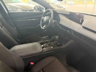 Mazda Mazda 3 2.5L E-SKY G MHEV Centre-line 6AT 103 kW (140 CV)