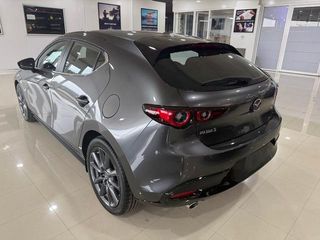 Mazda Mazda 3 2.5L E-SKY G MHEV Centre-line 6AT 103 kW (140 CV)