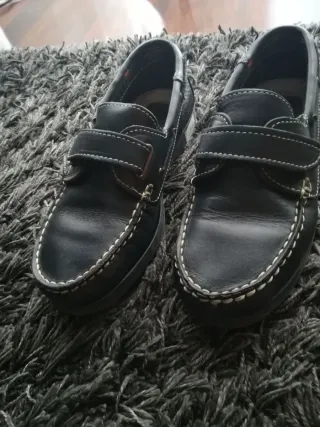 Sapatos de pele pretos tamanho 36