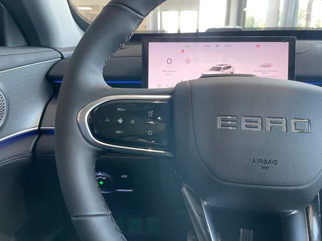 Ebro S800 1.6 TGDI Luxury DCT 108 kW (147 CV)