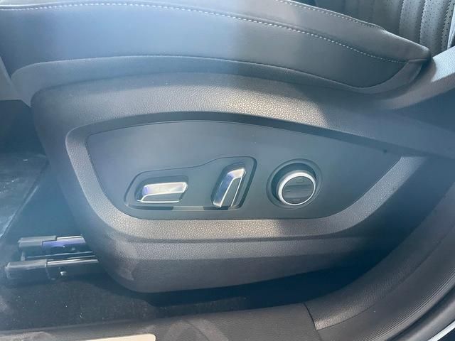 Ebro S800 1.6 TGDI Luxury DCT 108 kW (147 CV)