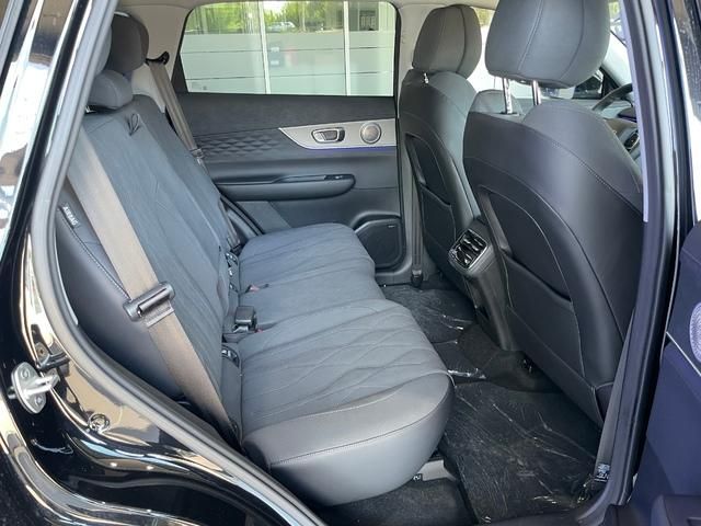 Ebro S800 1.6 TGDI Luxury DCT 108 kW (147 CV)