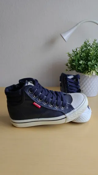 Zapatos Levi's niño azul marino