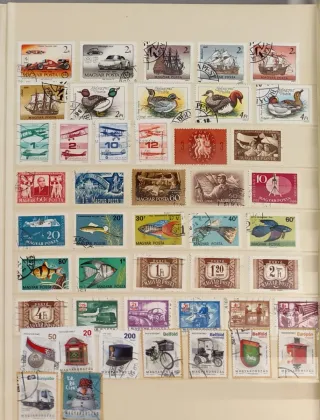 1300 Sellos de Hungría