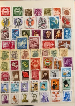 1300 Sellos de Hungría